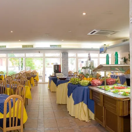 Hotel Oasis 2*