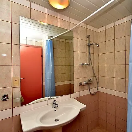 Oasis Hotel