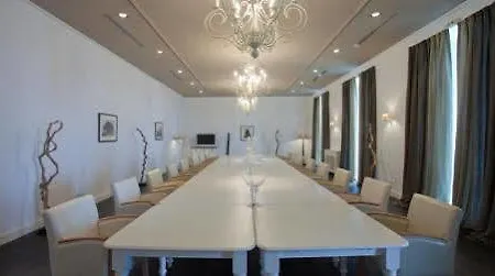 호텔 Oasis 알베나